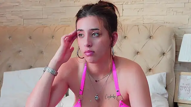 Snapshot of AlysaAngell chatting on March 14, 2025, 11:56 am AlysaAngell online show from March 14, 2025, 11:56 am