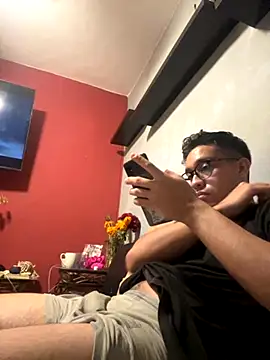 Snapshot of Magicerosxx69 chatting on November 5, 2025, 7:11 am Magicerosxx69 online show from November 5, 2025, 7:11 am