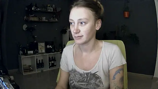 stupid babybird online show from March 5, 2026, 6:21 am