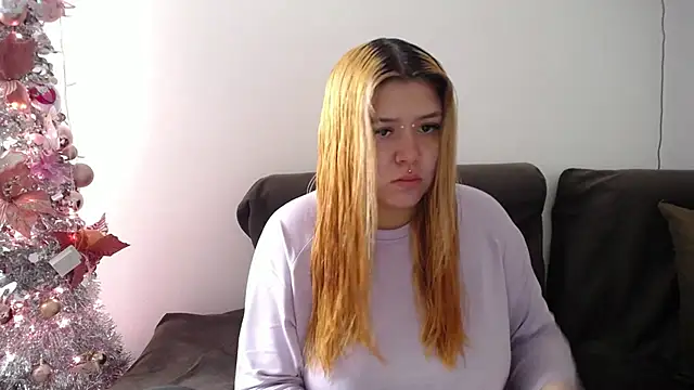 sara winehouse1 online show from December 23, 2024, 12:30 pm