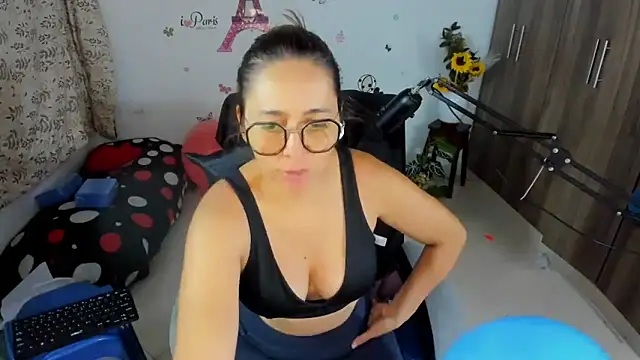 isa loves cum online show from May 18, 2026, 2:23 am