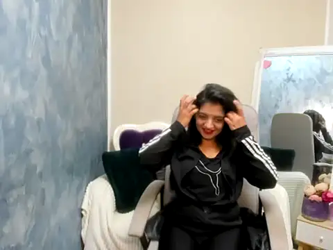 Snapshot of CrazyCorina chatting on October 22, 2025, 2:27 pm CrazyCorina online show from October 22, 2025, 2:27 pm