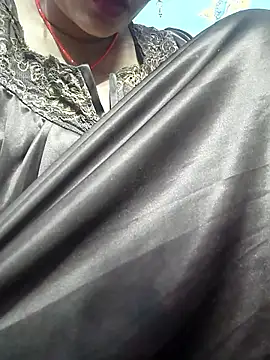 Snapshot of Ritasingh-0461 chatting on November 18, 2025, 10:40 am Ritasingh-0461 online show from November 18, 2025, 10:40 am