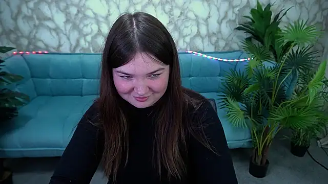 RosieMoons online show from October 20, 2025, 7:14 pm