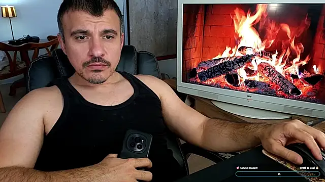 Snapshot of officeman7 chatting on May 15, 2026, 3:32 pm officeman7 online show from May 15, 2026, 3:32 pm