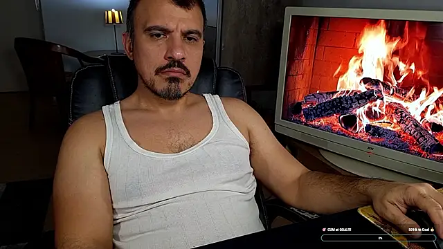 Snapshot of officeman7 chatting on February 1, 2026, 3:32 pm officeman7 online show from February 1, 2026, 3:32 pm