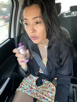 IzanamiTime online show from January 13, 2025, 1:34 am