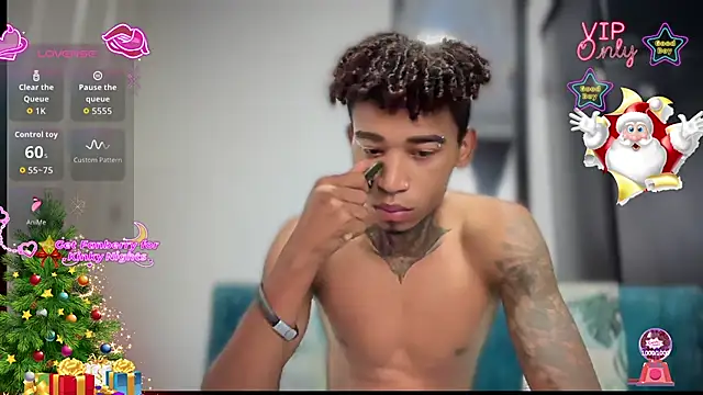 sexy blacks  online show from December 17, 2025, 12:10 pm