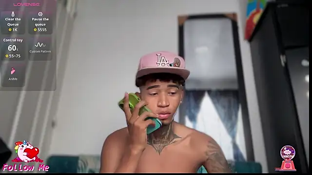 sexy blacks  online show from November 11, 2025, 12:11 pm