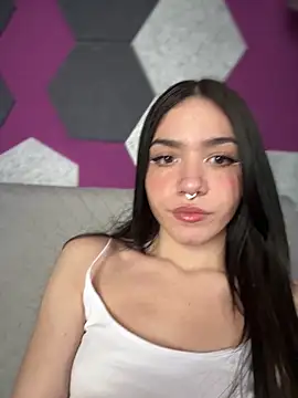 ShannonShanny online show from March 16, 2025, 11:38 am