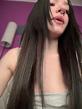 ShannonShanny online show from March 12, 2025, 9:55 am