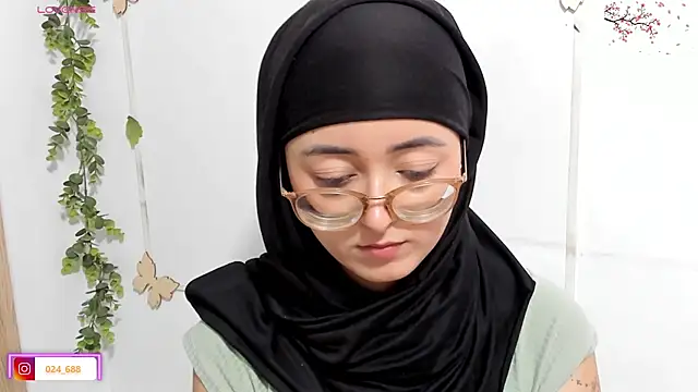 aysel elid online show from May 21, 2026, 11:02 pm