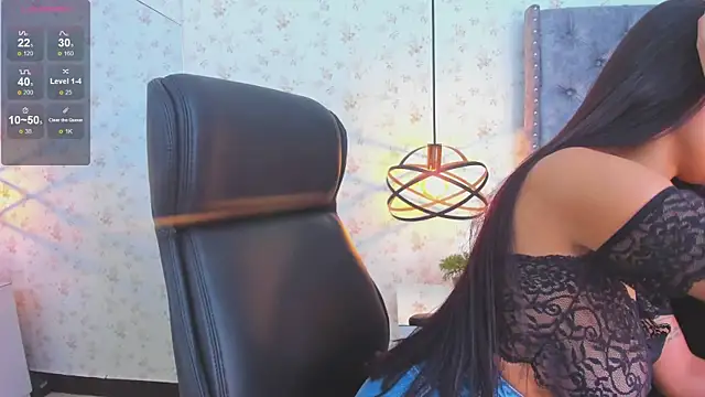 ChloeHarper  online show from October 28, 2025, 1:43 pm