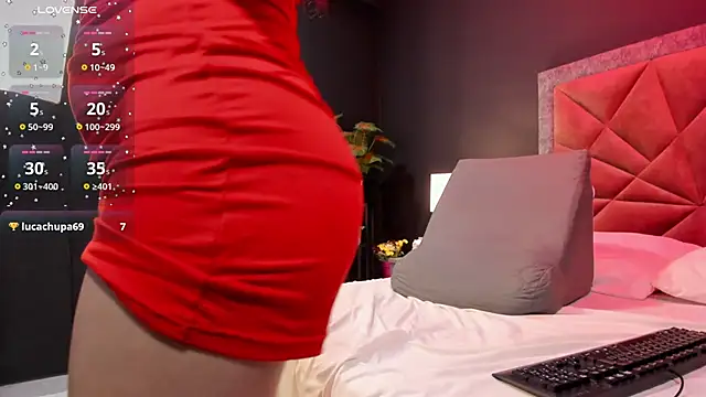 Snapshot of mia_milff chatting on February 26, 2025, 9:20 pm mia milff online show from February 26, 2025, 9:20 pm