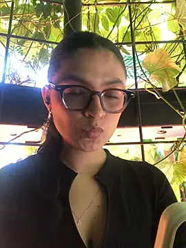 Snapshot of Gia_Mazzon chatting on March 20, 2026, 4:30 pm Gia Mazzon online show from March 20, 2026, 4:30 pm