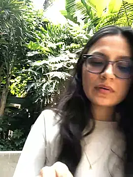 Snapshot of Gia_Mazzon chatting on March 16, 2026, 4:10 pm Gia Mazzon online show from March 16, 2026, 4:10 pm