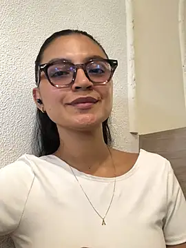 Gia Mazzon online show from July 6, 2026, 6:54 pm
