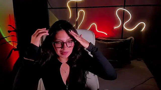 Snapshot of Gia_Mazzon chatting on February 20, 2026, 4:20 pm Gia Mazzon online show from February 20, 2026, 4:20 pm