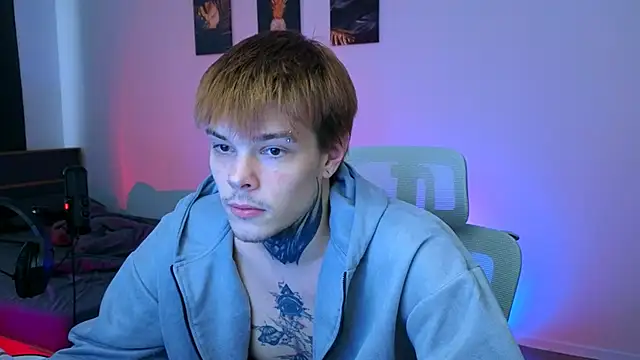 Snapshot of DENIS_HERE chatting on January 18, 2026, 9:46 am DENIS HERE online show from January 18, 2026, 9:46 am