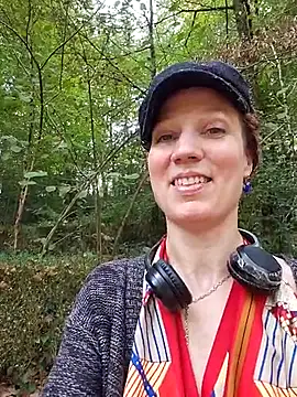 Exhibitionsplit online show from October 19, 2025, 12:08 pm