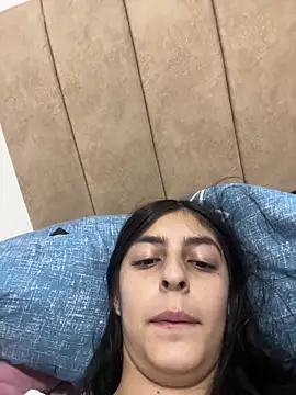 Snapshot of cristel_17 chatting on November 27, 2025, 11:05 pm cristel 17 online show from November 27, 2025, 11:05 pm