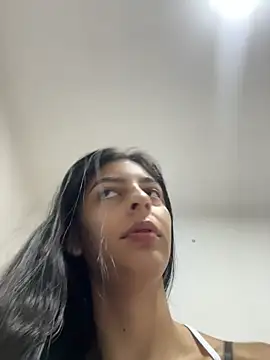 Snapshot of cristel_17 chatting on October 19, 2025, 11:07 pm cristel 17 online show from October 19, 2025, 11:07 pm