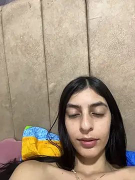 Snapshot of cristel_17 chatting on February 18, 2026, 1:14 am cristel 17 online show from February 18, 2026, 1:14 am