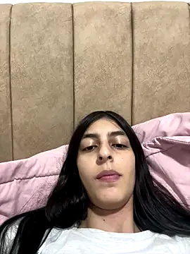 Snapshot of cristel_17 chatting on December 21, 2025, 11:05 pm cristel 17 online show from December 21, 2025, 11:05 pm