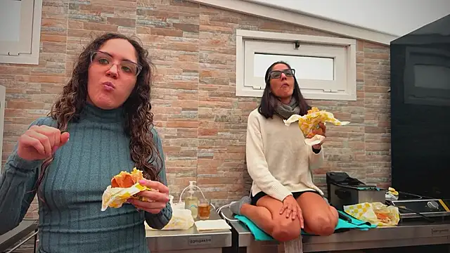 Snapshot of barfantasy chatting on February 7, 2026, 12:35 pm barfantasy online show from February 7, 2026, 12:35 pm