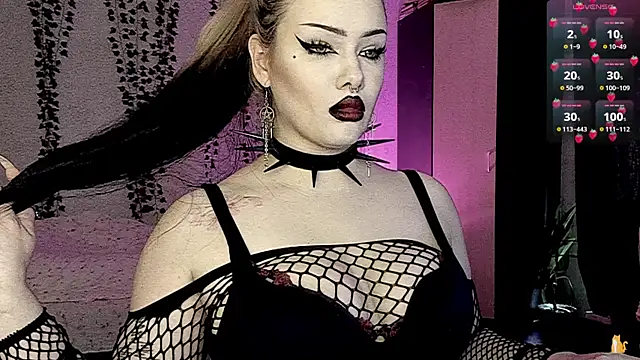 Snapshot of strawberry_elfcat chatting on June 16, 2026, 6:46 am strawberry elfcat online show from June 16, 2026, 6:46 am