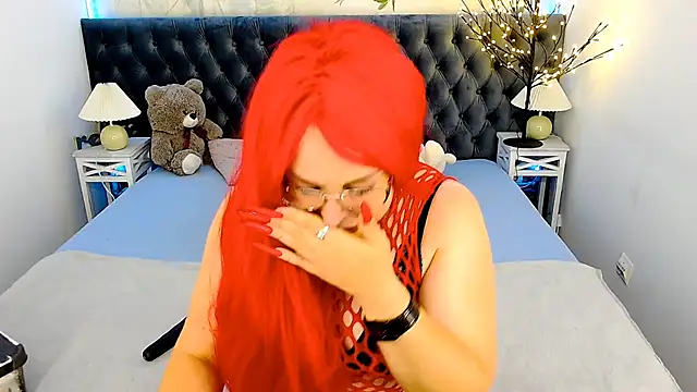 Snapshot of RedHeadBridget chatting on October 14, 2025, 4:57 am RedHeadBridget online show from October 14, 2025, 4:57 am