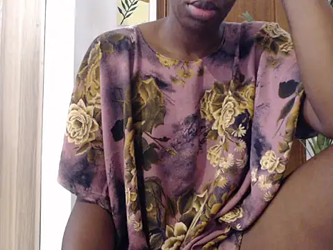 Snapshot of black___ghodess chatting on February 27, 2026, 5:40 am black ghodess online show from February 27, 2026, 5:40 am