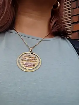 scarlett moore online show from December 3, 2025, 3:44 pm