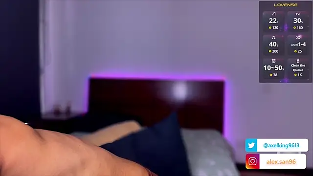 AxelKing1326 online show from October 13, 2025, 4:30 pm