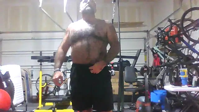 Snapshot of chainjulious chatting on February 3, 2026, 3:50 pm chainjulious online show from February 3, 2026, 3:50 pm