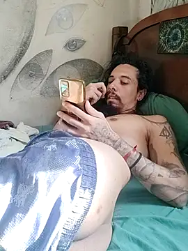 Snapshot of iirgastam3 chatting on November 13, 2025, 12:42 pm iirgastam3 online show from November 13, 2025, 12:42 pm