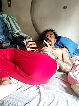 Snapshot of iirgastam3 chatting on November 24, 2025, 5:24 pm iirgastam3 online show from November 24, 2025, 5:24 pm