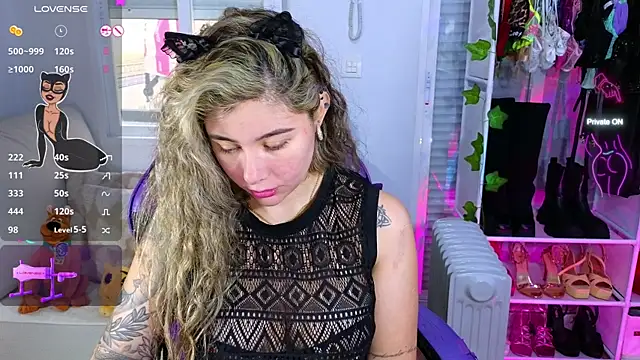 Tawny cox online show from March 2, 2025, 10:37 am