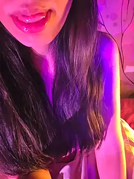 aloneathome online show from January 18, 2026, 8:01 pm