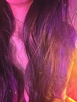 aloneathome online show from December 21, 2025, 7:21 am