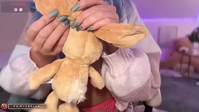 xxbabyxgiiirlxx online show from November 17, 2025, 8:13 pm