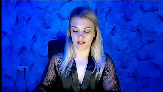 nika gold1 online show from November 15, 2025, 12:53 pm