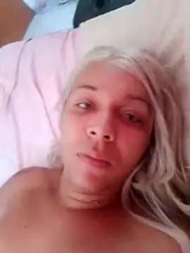 Snapshot of transgirl26 chatting on December 17, 2025, 10:20 am transgirl26 online show from December 17, 2025, 10:20 am