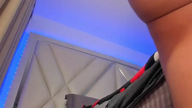 Snapshot of andreafernandz chatting on January 5, 2025, 7:38 am andreafernandz online show from January 5, 2025, 7:38 am