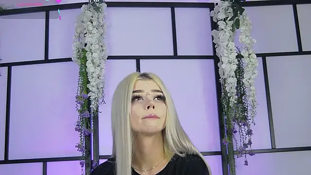 Xenomy online show from March 19, 2026, 6:46 am