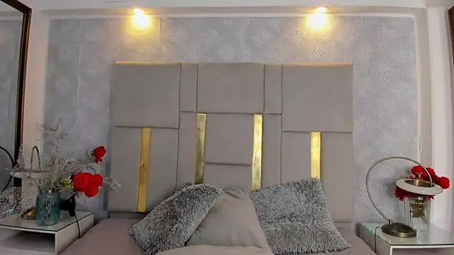 Camilaa Sanchez  online show from October 31, 2025, 11:29 am