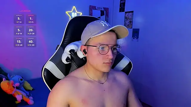 Snapshot of AustinSummerr chatting on January 15, 2025, 1:31 pm AustinSummerr online show from January 15, 2025, 1:31 pm