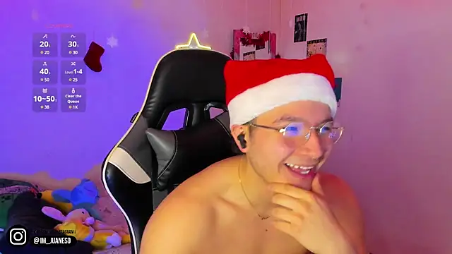 Snapshot of AustinSummerr chatting on December 23, 2024, 12:41 pm AustinSummerr online show from December 23, 2024, 12:41 pm