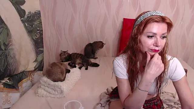 Snapshot of Olivia_Winston chatting on March 10, 2025, 11:27 pm Olivia Winston online show from March 10, 2025, 11:27 pm