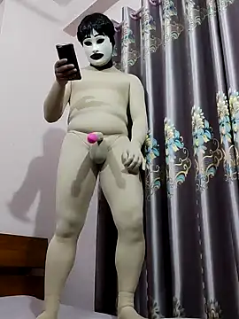 Snapshot of zentaishow chatting on February 6, 2025, 11:42 am zentaishow online show from February 6, 2025, 11:42 am